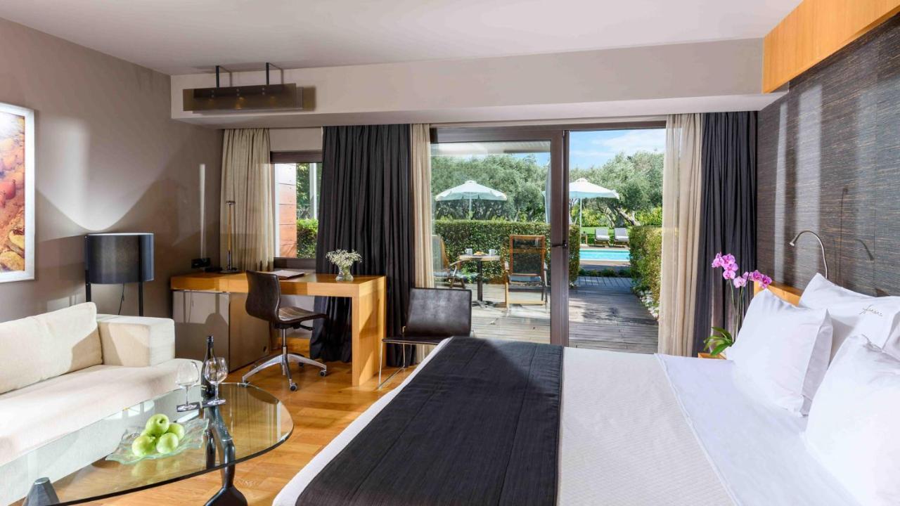 Alexander Beach Hotel & Spa Alexandrúpoli Kültér fotó A room at the hotel